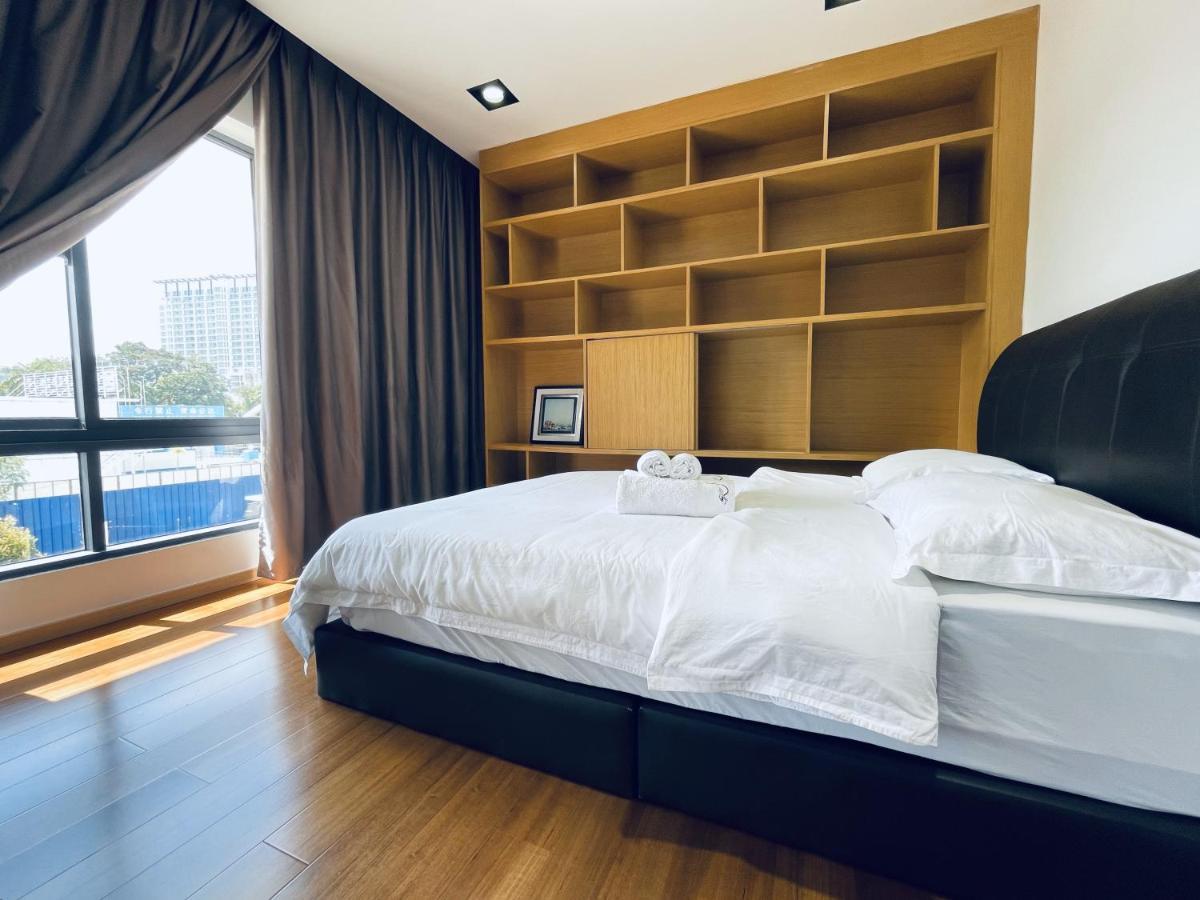 B.Suites 21 Kota Kinabalu Buitenkant foto