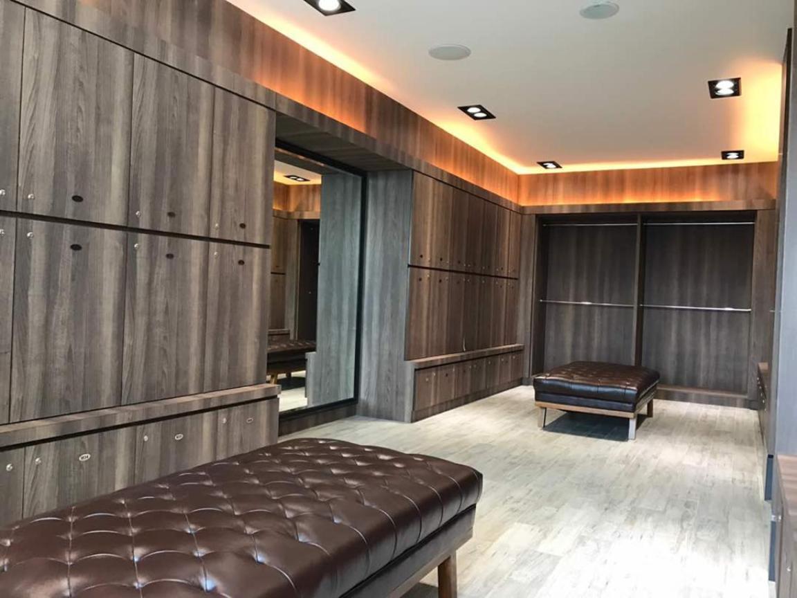 B.Suites 21 Kota Kinabalu Buitenkant foto
